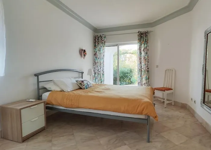 Apartman Sao Rafel House *